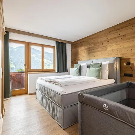 Chalet Tirola *