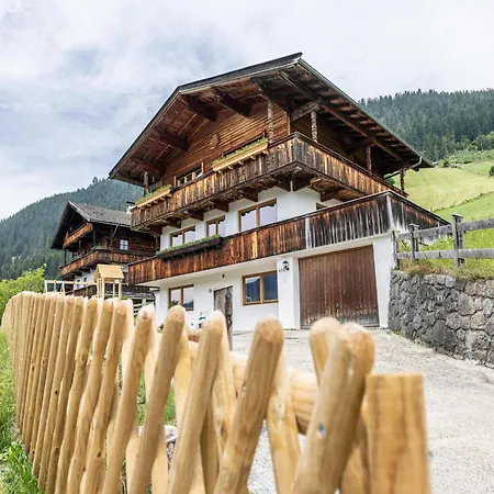 Chalet Tirola